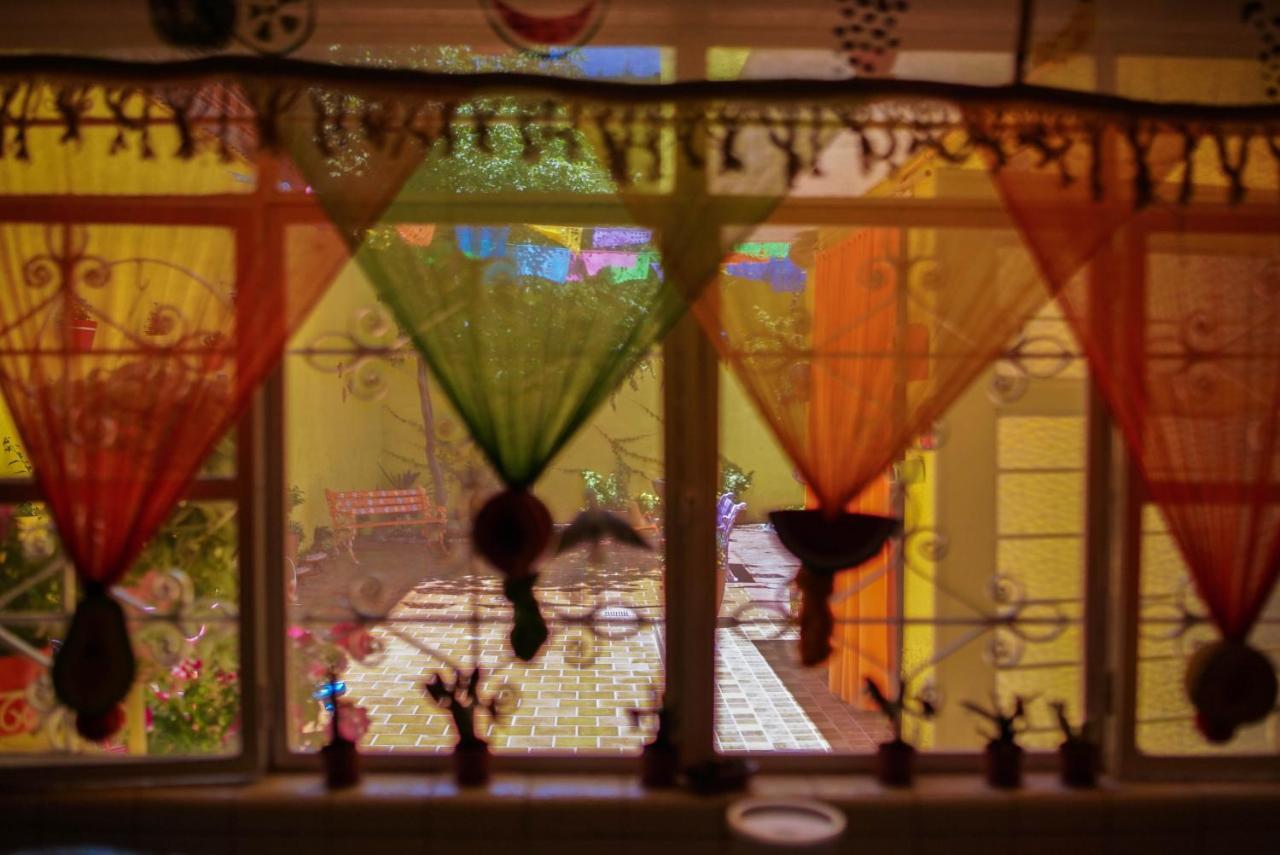 Hostal Tlaquepaque Luaran gambar
